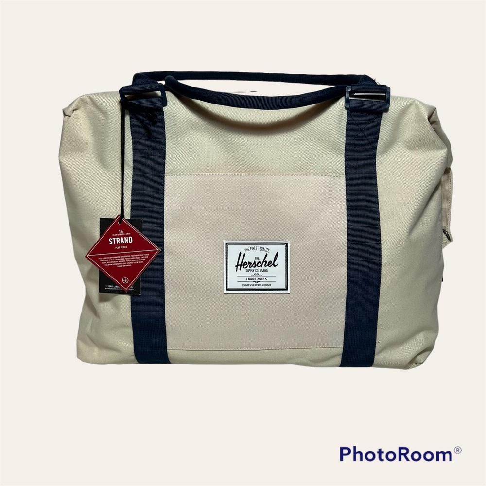 Rare BNWT Herschel Strand Plus Duffel Bag in Natural/Ivory